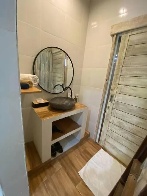 Kubu Guest House Seminyak