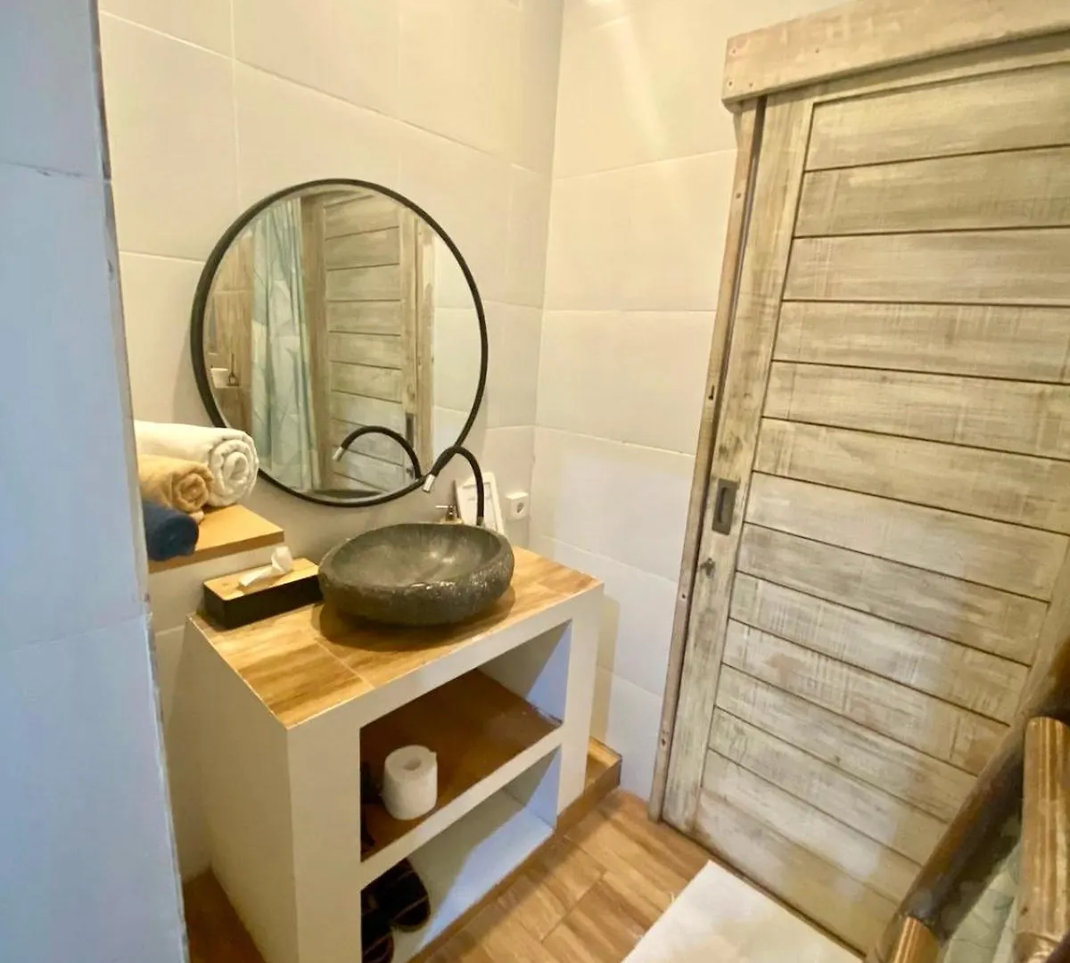 Kubu Guest House Seminyak