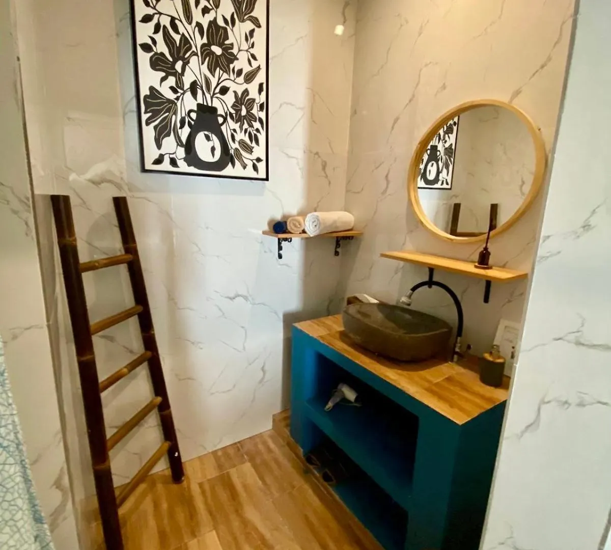 Kubu Guest House Seminyak