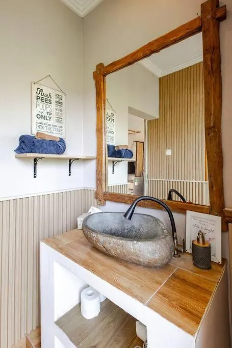 Kubu Guest House 세미냑